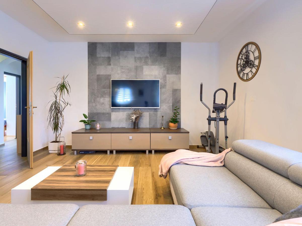 Holiday Home House Eric&Paolo By Interhome Пула Екстер'єр фото