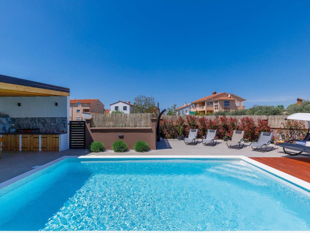 Holiday Home House Eric&Paolo By Interhome Пула Екстер'єр фото