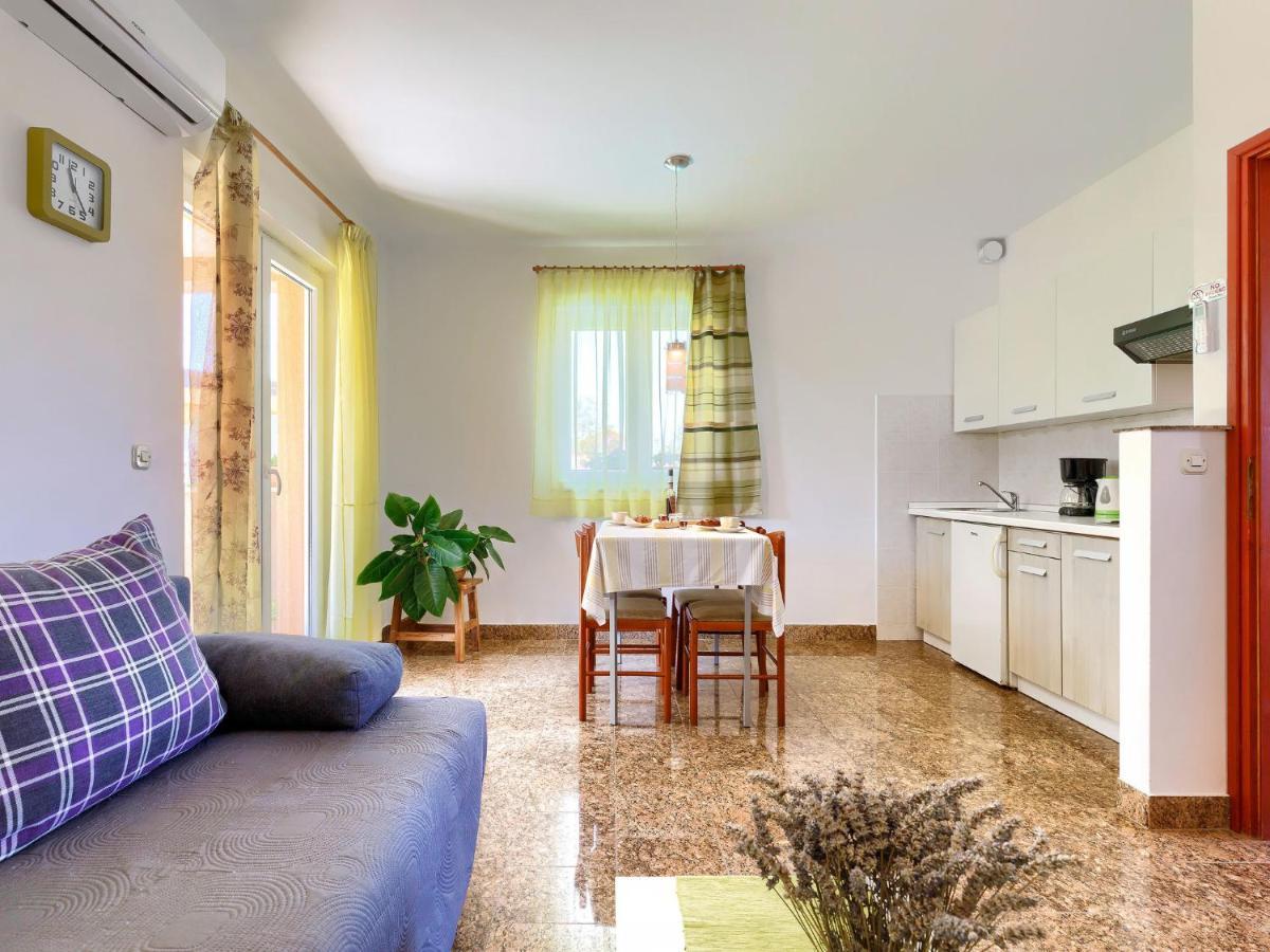 Holiday Home House Eric&Paolo By Interhome Пула Екстер'єр фото